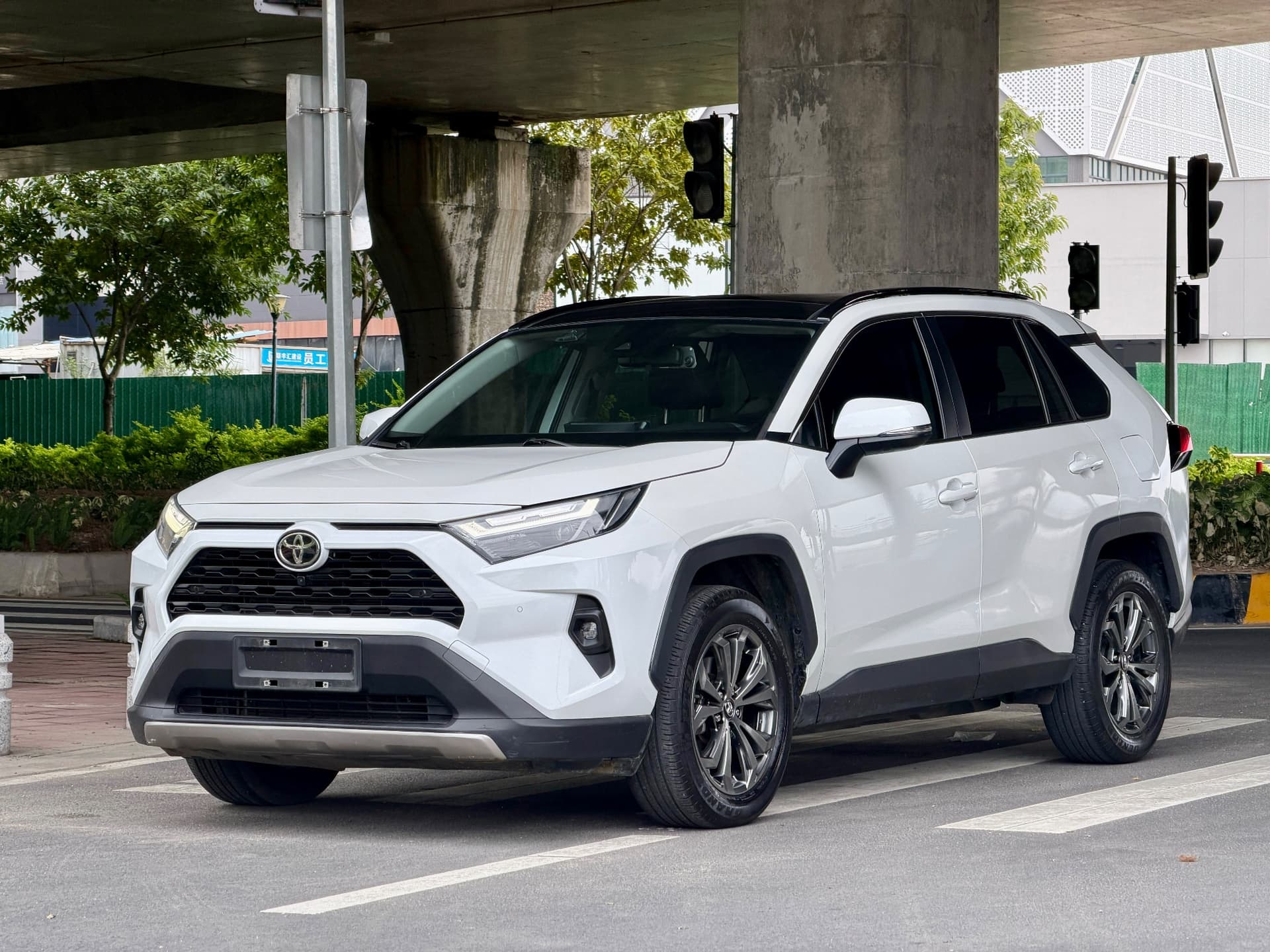 2023 Toyota RAV4 used car for sale